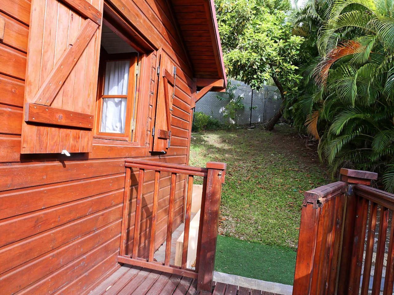 Karureve Deshaies Exterior foto