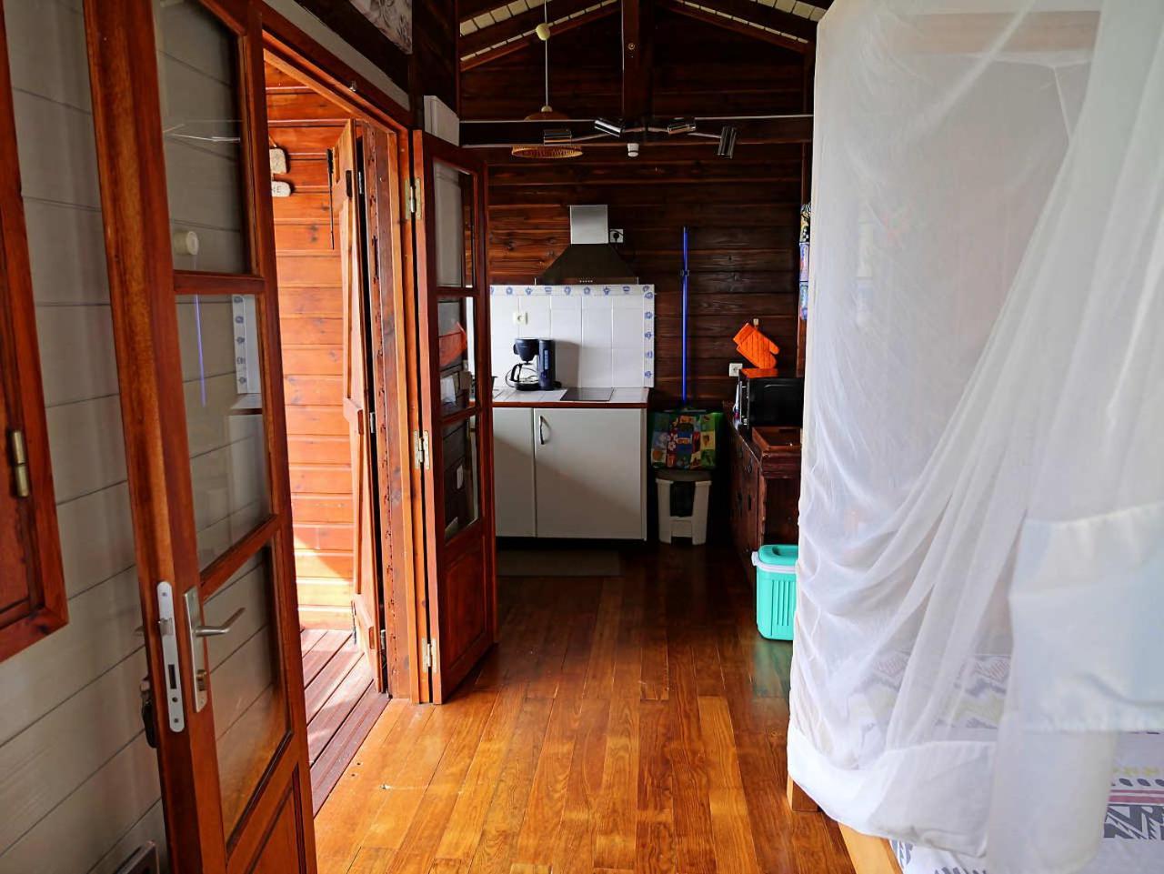 Karureve Deshaies Exterior foto